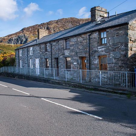 Homely Cottage With Garden And Mountain-View Blaenau Ffestiniog Exterior foto