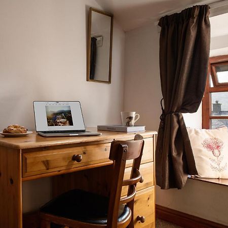 Homely Cottage With Garden And Mountain-View Blaenau Ffestiniog Exterior foto