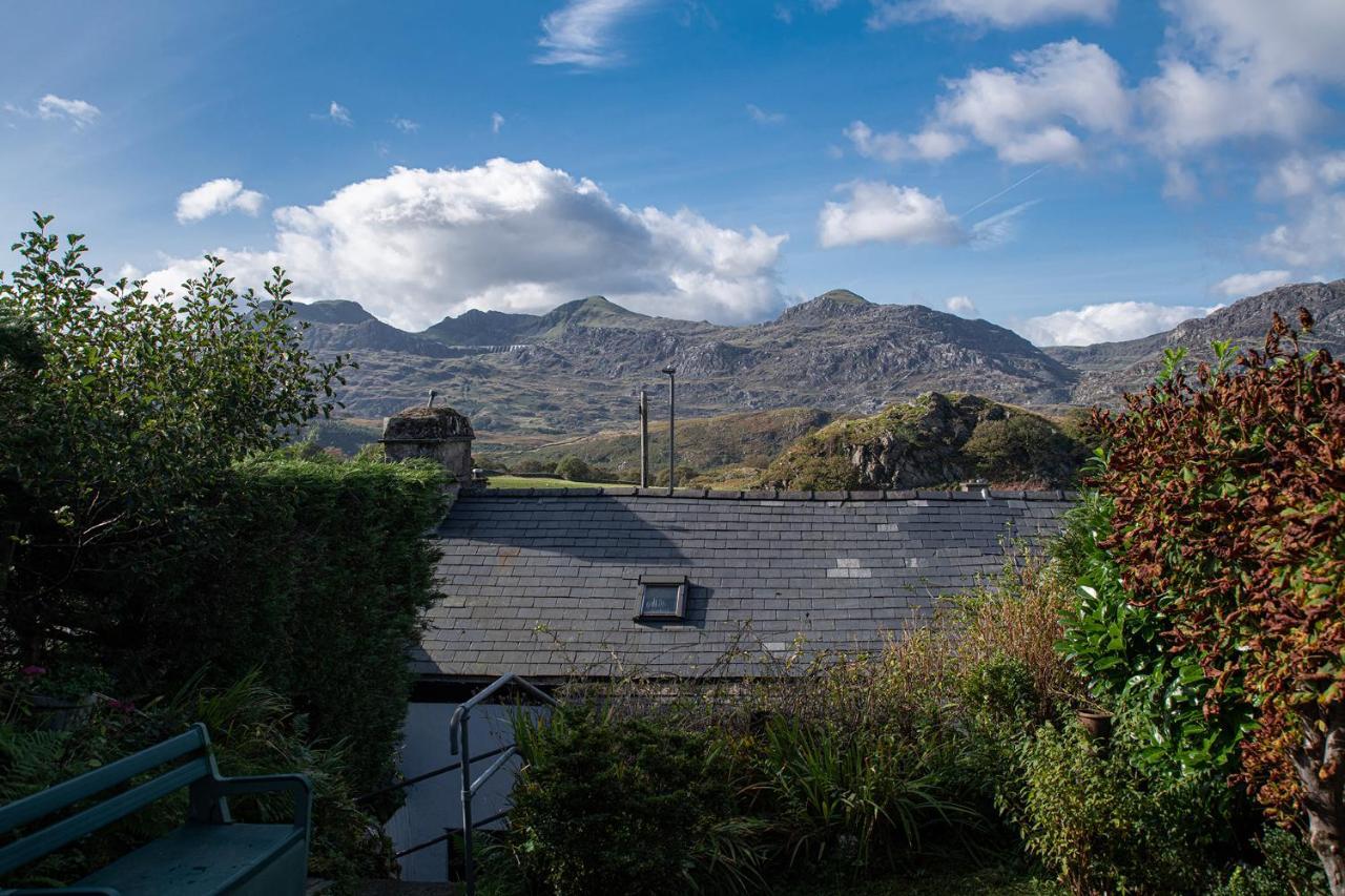 Homely Cottage With Garden And Mountain-View Blaenau Ffestiniog Exterior foto